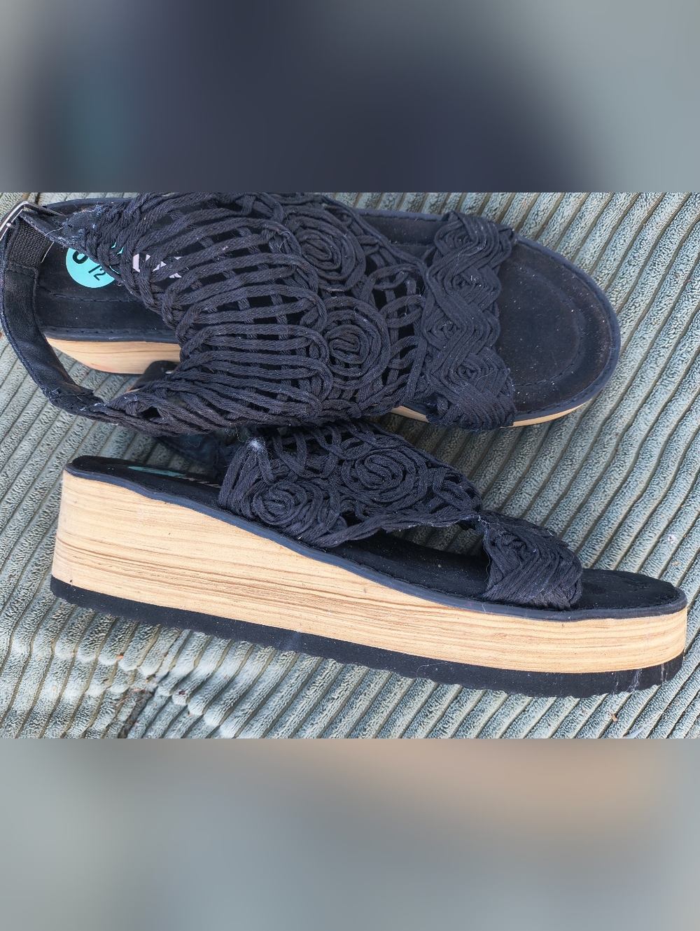Black Woven Platform Sandals - Women's Fashion